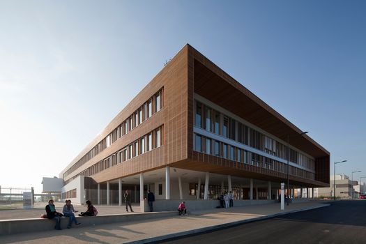 Lycée professionnel Kyoto à énergie zéro à Poitiers