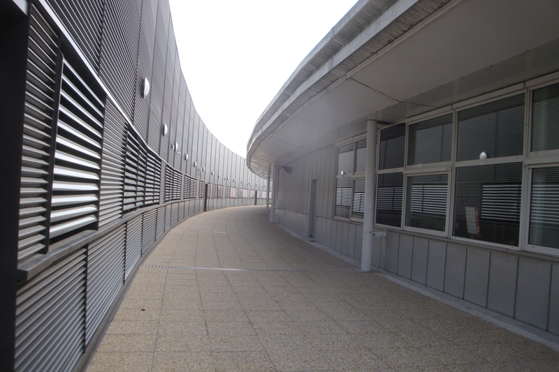 Hall expérimental et bureaux, European Synchrotron Radiation Facility (ESRF) à Grenoble
