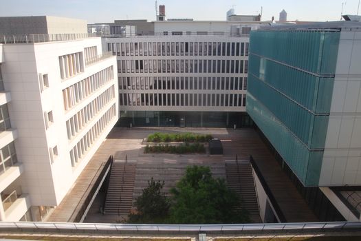 Centre Universitaire des Quais (CUQ) à Lyon