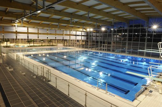 Construction du centre aquatique "La Vague" de Montmorency