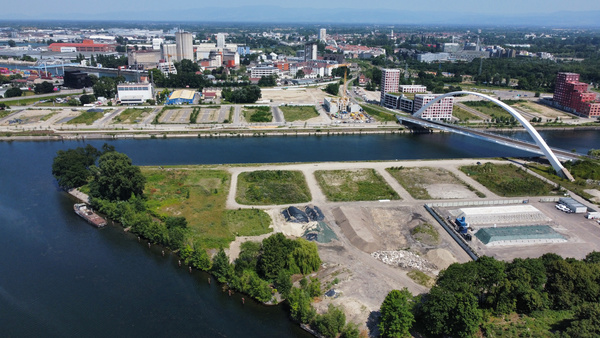 Maîtrise d'oeuvre urbaine de la ZAC des Deux Rives/Zwei Ufer, quartiers Citadelle, Starlette et Poprt du Rhin, Strasbourg (67)